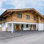 In Neukirchen With Mountain Views Apartment