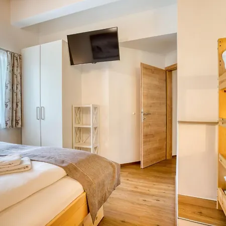 Flat In Neukirchen With National Park Card Apartment *