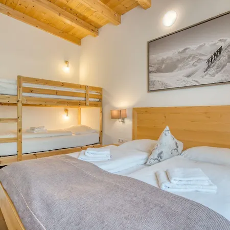 In Neukirchen With Mountain Views Lejlighed *