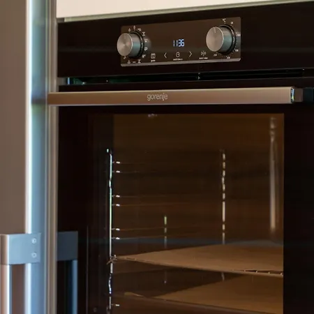 In Neukirchen With Mountain Views Lejlighed